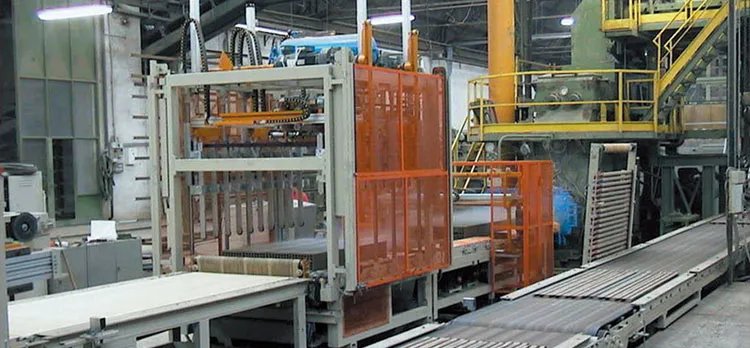 Máquinas de fabricação de tijolos de máquina de corte com produção sincronizada e de alta velocidade e contínua 3