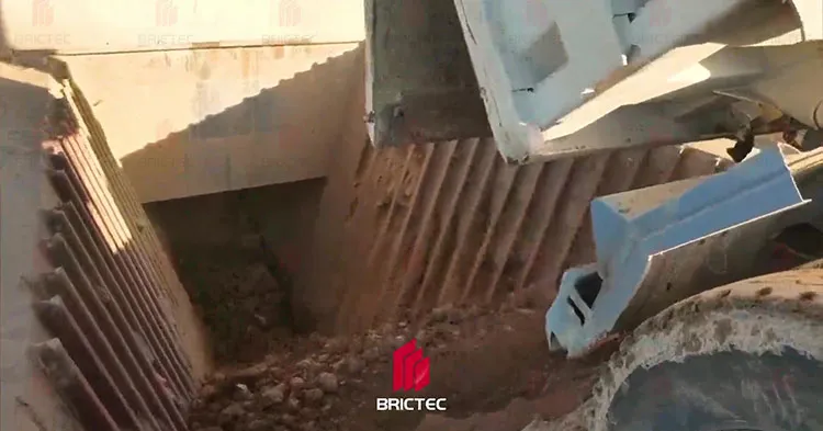 China Manufacturer Hammer Crusher - Low Maintenance for Coke/Fine Coal Crushing - Máquina de esmagamento de martelos para esmagamento de coque e de carvão fino 4
